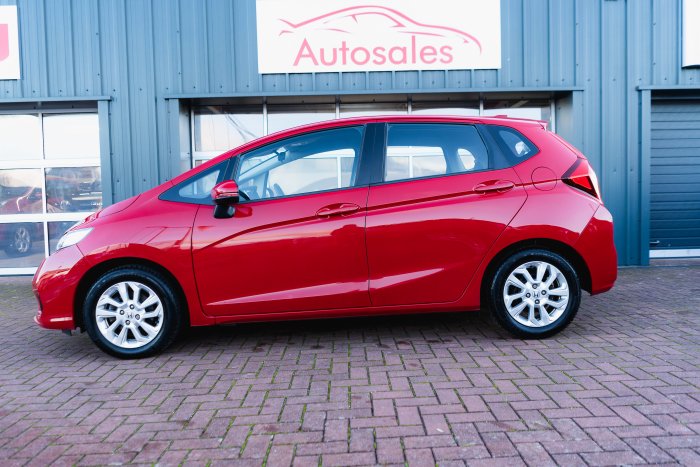 Honda Jazz 1.3 Se I-Vtec Cvt Petrol Red