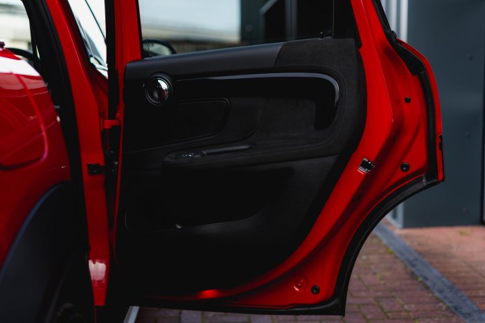 Mini C-Man 1.5 Cooper S E All4 Spo Hybrid Electric Chili Red