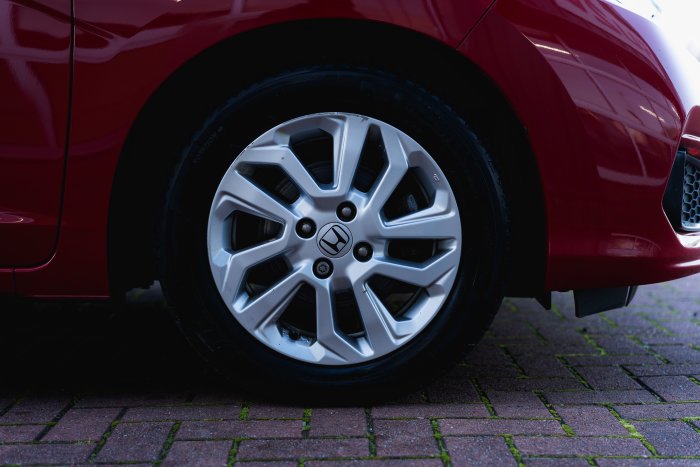 Honda Jazz 1.3 Se I-Vtec Cvt Petrol Red