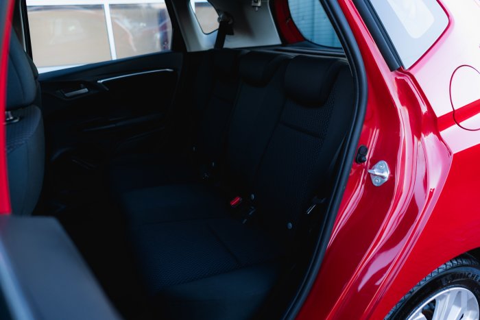 Honda Jazz 1.3 Se I-Vtec Cvt Petrol Red