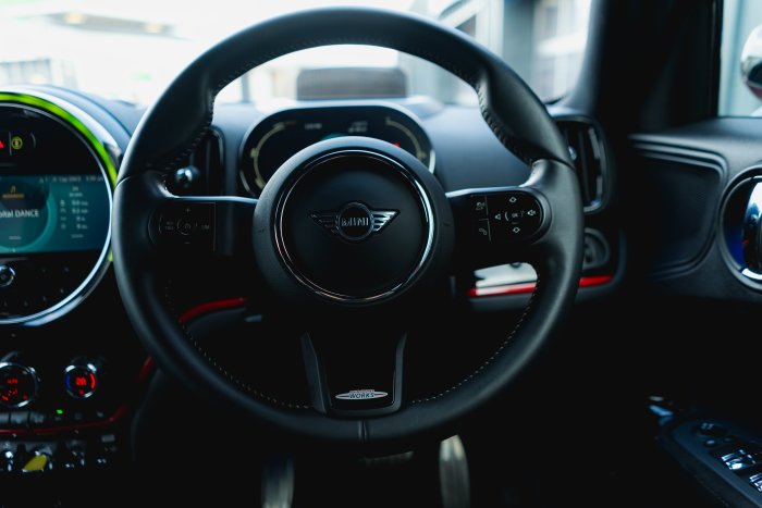 Mini C-Man 1.5 Cooper S E All4 Spo Hybrid Electric Chili Red